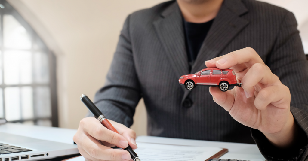 Why Many People Opt to Use a Finance Broker?